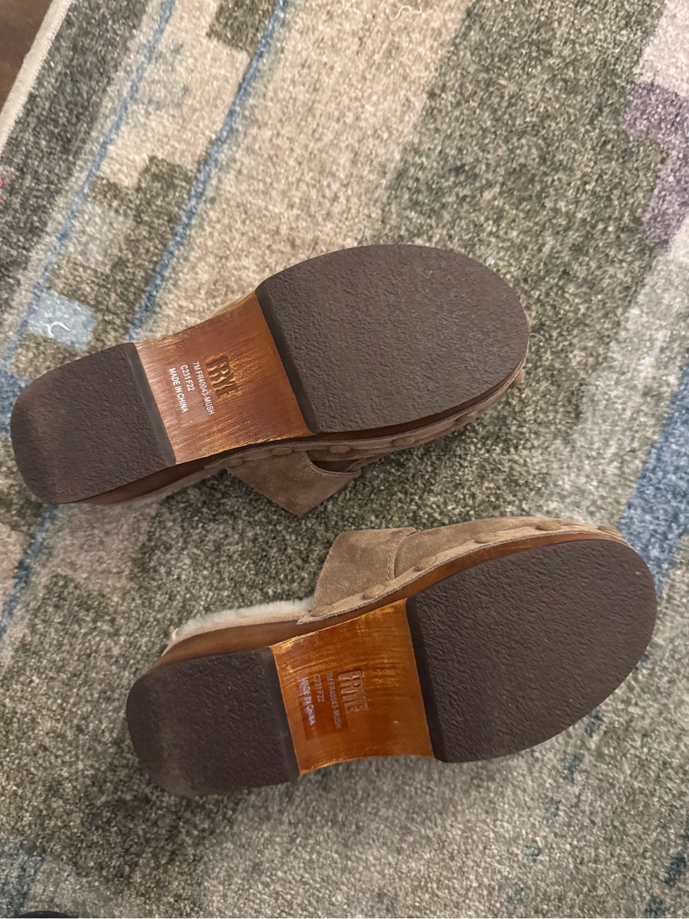 Frye fur clogs - Picture 4 of 4